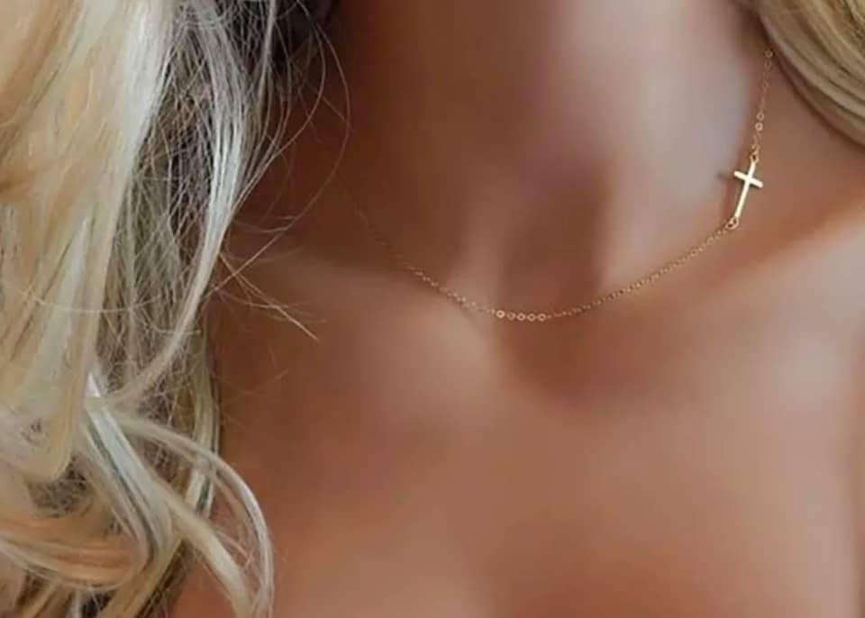 Lay it Down Cross Necklace - The Downtown Dachshund